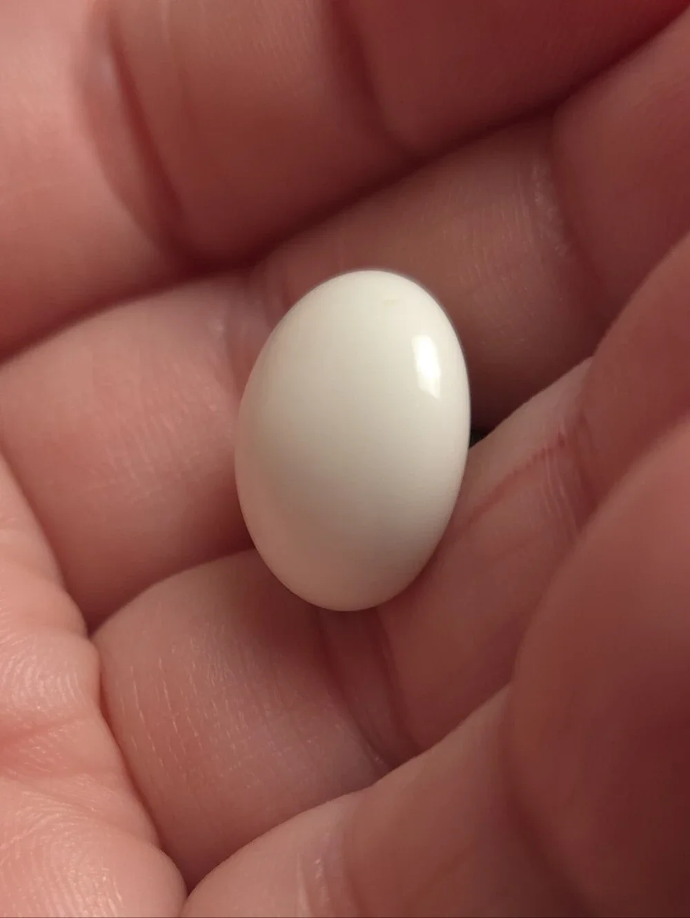 Vintage Japan Round White Milk Glass Ceramic Earrings Screw Back Made in Japan